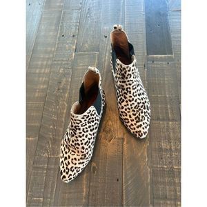 Madewell Women's Leopard Print Pointed Toe Slip-On Chelsea Boots Size 7